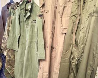 Army / Flight Suit / Camo Cape