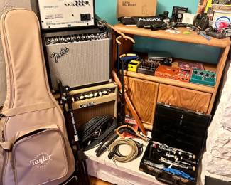 Fender Amp & Others,  Clarinet, Guitar Soft Case,