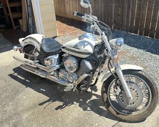 Yamaha X-Star 2002 Motorcycle 
Looks Nice ! Sounds Good !  but needs to be tweaked….Plus, Tank has a dent to be repaired or replaced…Good road Bike, worth doing