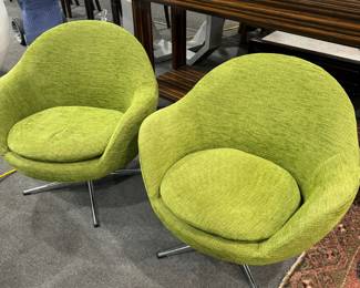 Green Swivel MCM Lounge Chairs