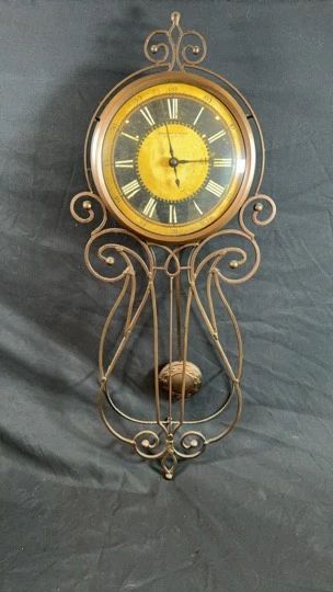 006 Rare Vintage Sterling and Noble Pendulum Wall Clock