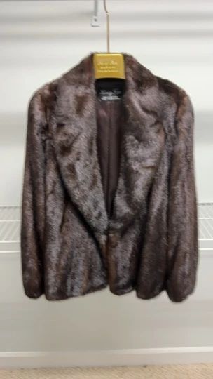 Henig Furs Mink Fur Coat Waist Length 