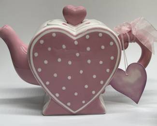 Hear-Shaped Pink Polka Dot Ceramic Teapot