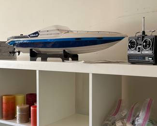 Remote control boat
