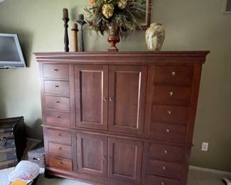 Cabinet available for pre purchase 