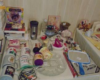 Big Egg Plate, more Books including a Chilton Guide. Hamburger Press and Novelty items.