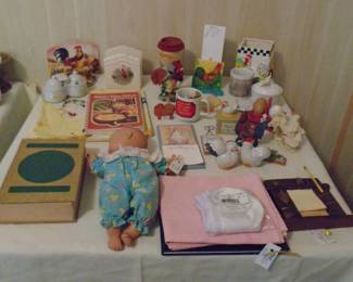 More roosters for your country kitchen.