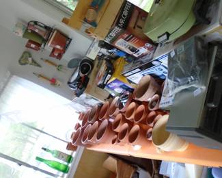 Several kitchen small appliances in the box. We have toaster ovens, ice cream makers, Coffee Pots and more.