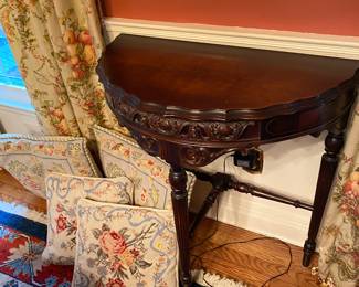 Antique 1/2 table