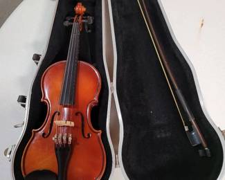 J.Balaton Violin
