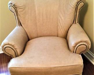 Vintage Leather Swivel Club Chair
