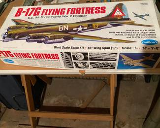 Vintage Model B 17G Fortress With Box