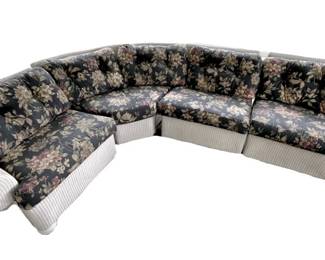 4Piece Lloyd Flanders White Wicker Sofa w Cushions