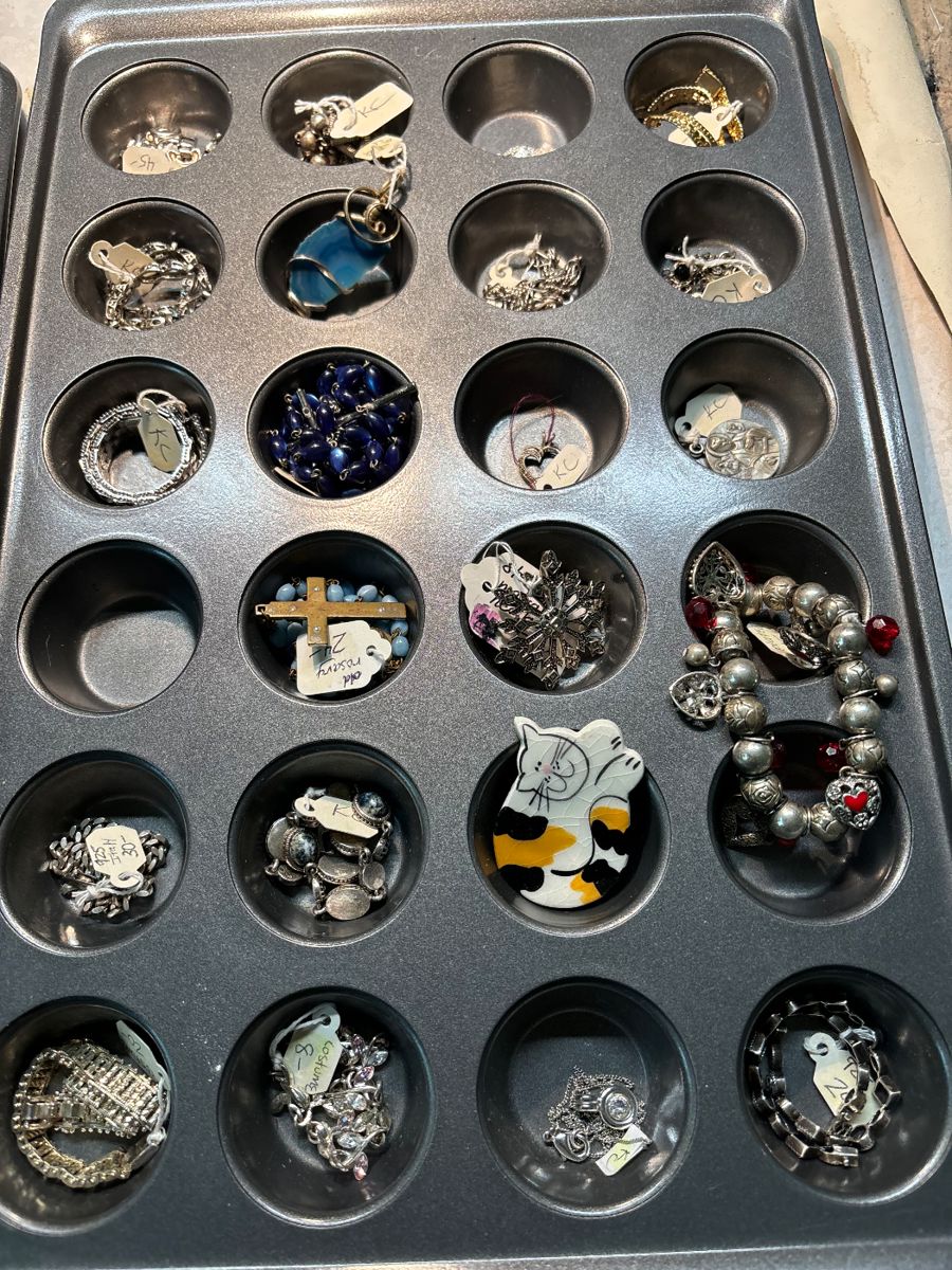 Amy Alfeld Estate Sales Godfrey moving sale starts on 5/15/2024