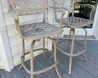 Hanamint Outdoor Cast Aluminum Bar Height Chairs
