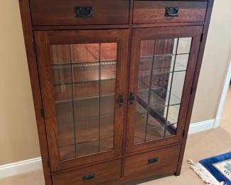 Bassett Furniture Oak Mission Style 4 Drawer / 2 Door China Cabinet (48"W x 18"D x 62"H)