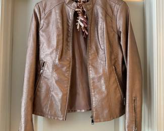 Women's Baccini Rose Gold Faux Leather Jacket Size M