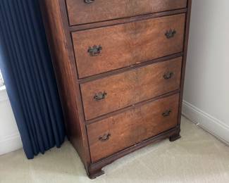 4 Drawer Mid-Height Dresser (18"D x 30"W x 45-1/2"H)