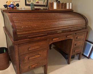 Joseph L. Shoemaker & Co. 1 Door / 4 Drawer Roll Top  Desk (60"W x 32"D x 43-1/2"H)