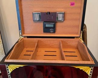 Humidor Cigar Box  hand in laid - Expensive