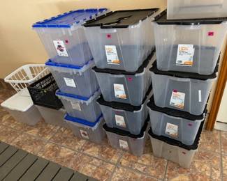 LOTS of tubs Cross tops $8