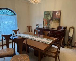 VINTAGE  Mid - Century Modern 6 Chair dining room Set.