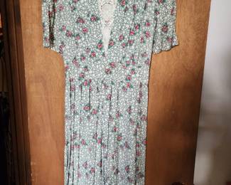 Womens Vintage Clothing