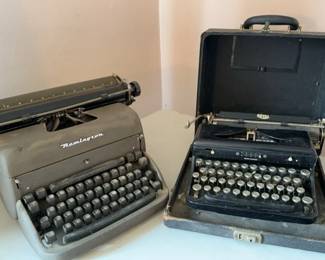 (2) Vintage Typewriters
