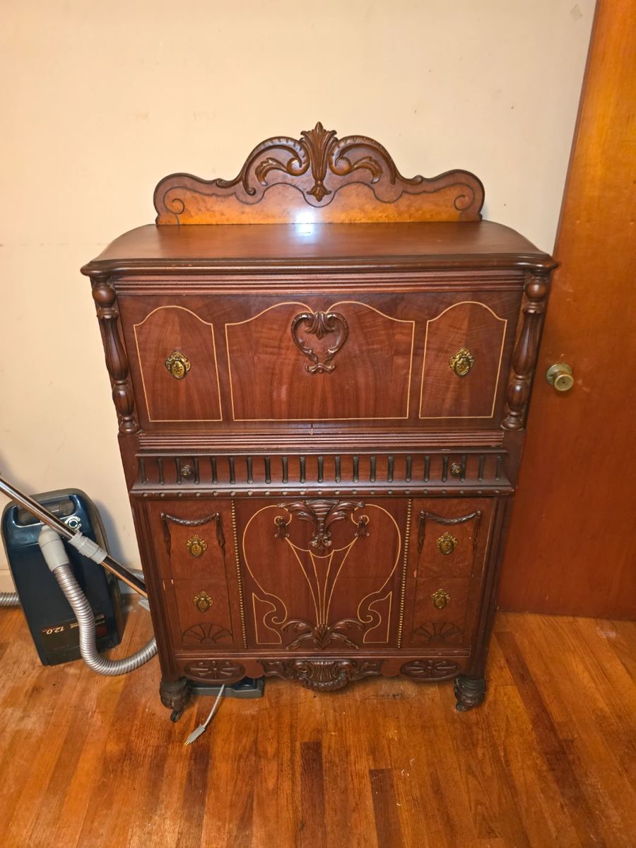 Antique Tallboy Dresser in Perfect Condition