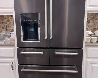 KitchAid Black Stainless Platinum Interior French Door Refrigerator