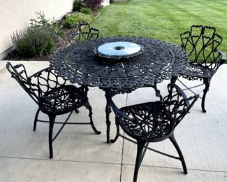 Degginger Patio Table and 4 Chairs
