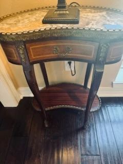French Burrell Inlaid 1800 side table kidney shaped 