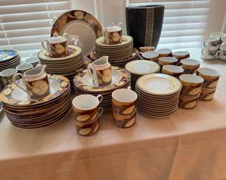 PTS International Interiors "Malibu" Fine Porcelain China Set
