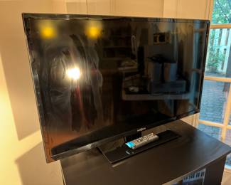 Insignia NS-40D40SNA14 40" LED HDTV