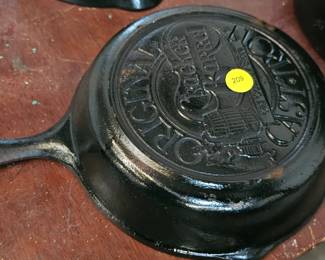 CAST IRON SKILLET
