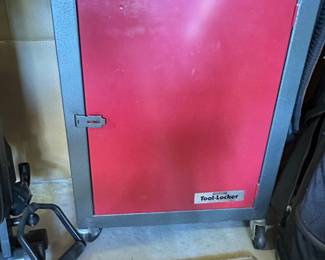 Tool locker rolling cart can be padlocked 
