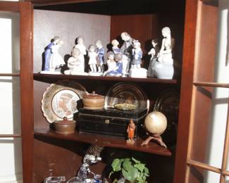 CORNER MAHOGANY CABINET