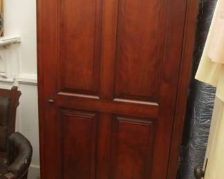 GREAT STORAGE CABINET WITH SHELVES