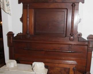 EASTLAKE HEAD AND FUL BOARD BED WITH MATCHING DRESSER/MIRROR AND WASH STAND