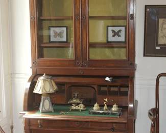 1800'S SECRETARY