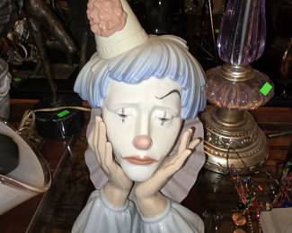 Lladro, sad clown
