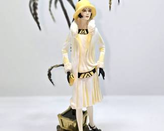 Montmarte Art Deco porcelain figurine
