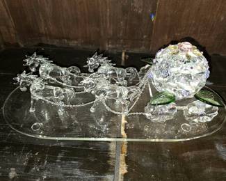 Crystal Cinderella Carriage with Unicorns. Sorelle