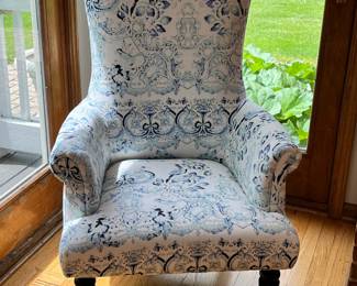 BLUE AND WHITE CHAIR