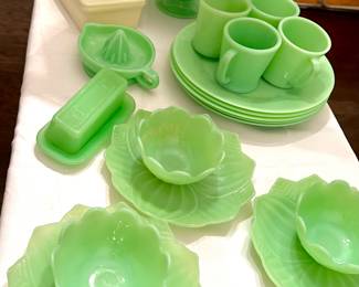 Lots of Jadeite , McKee, Jeanette, Fire king anchor hawking and others