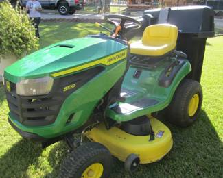 2021 John Deere S100 Riding Lawn Mower with Bagging System ( 54 hours, ex. cond.)