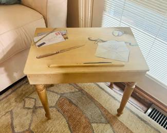 Stationary Side Table