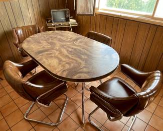 Howell chrome dinette table 