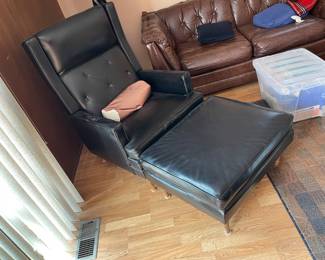 Retro reclining arm chair with ottoman 