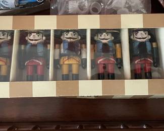 Bombay Soldiers Place Card Holders